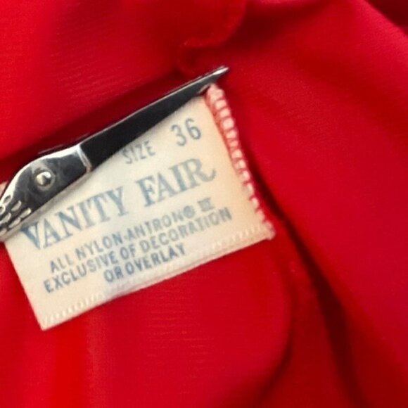 VINTAGE Vanity Fair Red Long Nylon  Nightgown Negligee Gown size 36 ( medium ) - Picture 7 of 8
